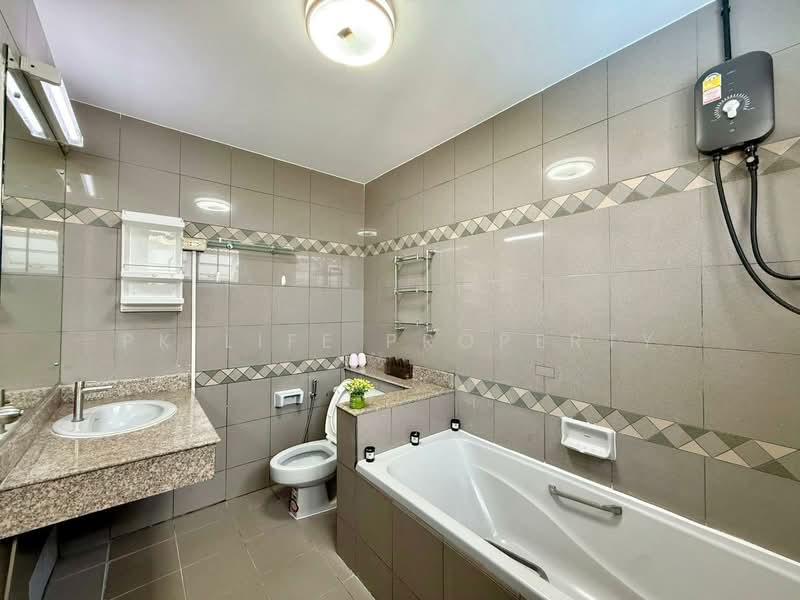 8R0860 This house for rent 4 bedroom 4 bathroom 100,000/month at chalong have fully furnished, ภูเก็ต, ฉลอง, เมืองภูเก็ต, ภูเก็ต, 400 ตร.ม., บ้านเดี่ยว ให้เช่า, โดย PK LIFE Property, 500210010 - DDproperty.com