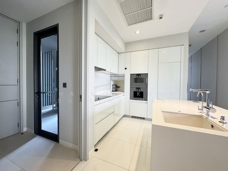 Vittorio 39, Bangkok, 8 Sukhumvit, Khlong Tan Nua, Watthana, Bangkok, 2 Bedrooms, 127 sqm, Condo For Sale, by Chatmongkhon Suttiwichai, 500210021 - DDproperty.com