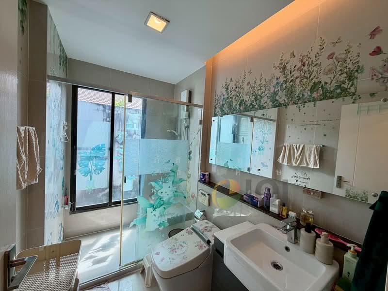 Manthana Onnut–Wongwaen 4, Bangkok, Eastern Ring Road, Prawet, Prawet, Bangkok, 4 Bedrooms, 231 sqm, Single Detached House For Sale, by อภัสนันท์ ภัคนราธนเศรษฐ์, 500210027 - DDproperty.com