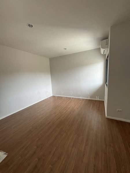 ขาย บ้านกลางเมือง The Edition สุขสวัสดิ์-พระราม3 ราคาถูกที่สุดในหมู่บ้าน, กรุงเทพ, ทุ่งครุ, ทุ่งครุ, กรุงเทพ, 220 ตร.ม., บ้านแฝด ขาย, โดย Apaporn Muanthorani, 500210040 - DDproperty.com