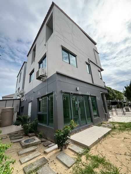 ขาย บ้านกลางเมือง The Edition สุขสวัสดิ์-พระราม3 ราคาถูกที่สุดในหมู่บ้าน, กรุงเทพ, ทุ่งครุ, ทุ่งครุ, กรุงเทพ, 220 ตร.ม., บ้านแฝด ขาย, โดย Apaporn Muanthorani, 500210040 - DDproperty.com