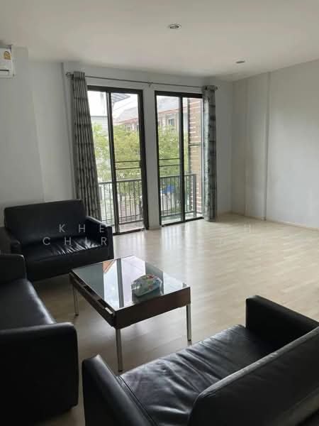 Areeya Mandarina Sukhumvit 77, Bangkok, Sukhumvit 77 Road (On Nut), Suan Luang, Suan Luang, Bangkok, 3 Bedrooms, 200 sqm, Townhouse For Rent, by Khemasooch Chiraburanan, 500210041 - DDproperty.com