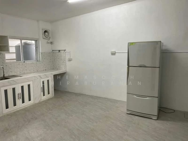 Areeya Mandarina Sukhumvit 77, Bangkok, Sukhumvit 77 Road (On Nut), Suan Luang, Suan Luang, Bangkok, 3 Bedrooms, 200 sqm, Townhouse For Rent, by Khemasooch Chiraburanan, 500210041 - DDproperty.com