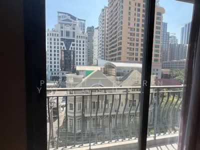 ขาย - Klass Langsuan : คลาส หลังสวน, กรุงเทพ