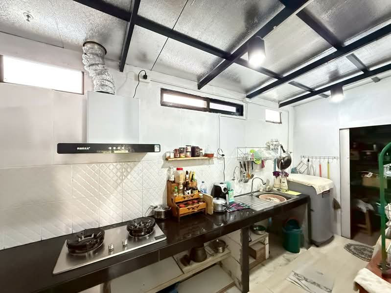 เจษฎา 9 ลำลูกกา-คลอง4, Pathum Thani, Lat Sawai, Lam Luk Ka, Pathum Thani, 2 Bedrooms, 100 sqm, Townhouse For Sale, by The Best Property แอน, 500210054 - DDproperty.com