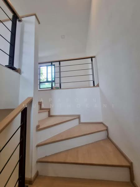 ขายทาวน์โฮม อาร์เด้น พัฒนาการ 20 เงียบสงบใจกลางเมือง, Bangkok, Suan Luang, Suan Luang, Bangkok, 3 Bedrooms, 185 sqm, Townhouse For Sale, by Apaporn Muanthorani, 500210070 - DDproperty.com