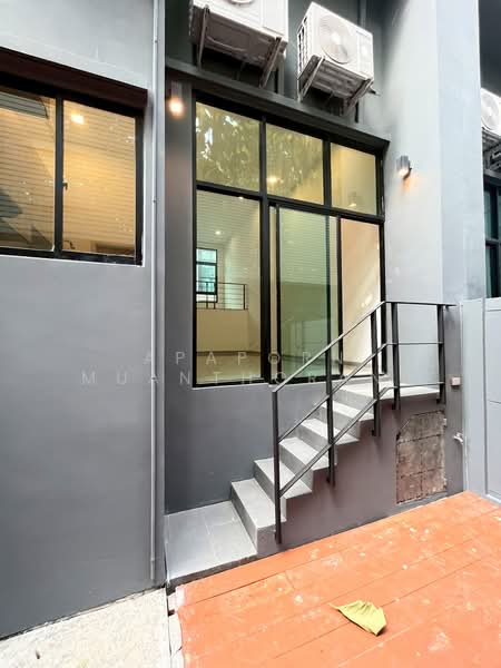 For Sale - 🏡บ้านหรูพร้อมอยู่ Arden พัฒนาการ Townhome เงียบสงบใจกลางเมือง 10 นาที ถึงทองหล่อ, Bangkok