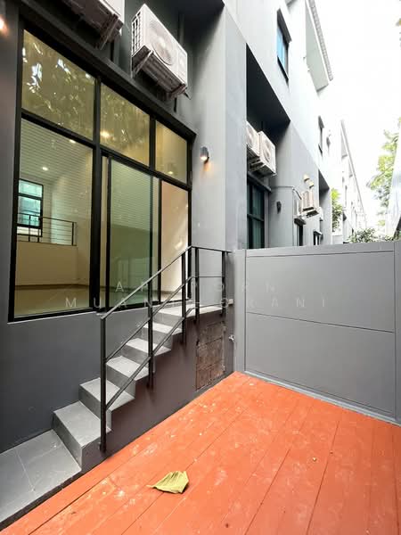 For Sale - 🏡บ้านหรูพร้อมอยู่ Arden พัฒนาการ Townhome เงียบสงบใจกลางเมือง 10 นาที ถึงทองหล่อ, Bangkok