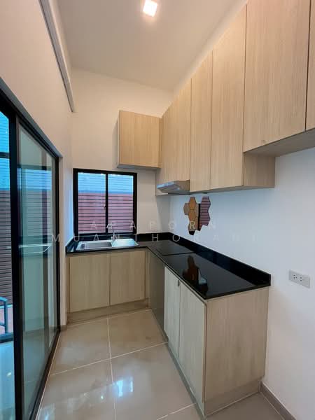 For Sale - 🏡บ้านหรูพร้อมอยู่ Arden พัฒนาการ Townhome เงียบสงบใจกลางเมือง 10 นาที ถึงทองหล่อ, Bangkok