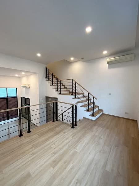 For Sale - 🏡บ้านหรูพร้อมอยู่ Arden พัฒนาการ Townhome เงียบสงบใจกลางเมือง 10 นาที ถึงทองหล่อ, Bangkok
