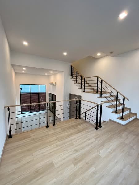 For Sale - 🏡บ้านหรูพร้อมอยู่ Arden พัฒนาการ Townhome เงียบสงบใจกลางเมือง 10 นาที ถึงทองหล่อ, Bangkok