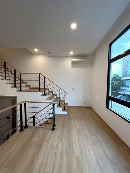 For Sale - 🏡บ้านหรูพร้อมอยู่ Arden พัฒนาการ Townhome เงียบสงบใจกลางเมือง 10 นาที ถึงทองหล่อ, Bangkok
