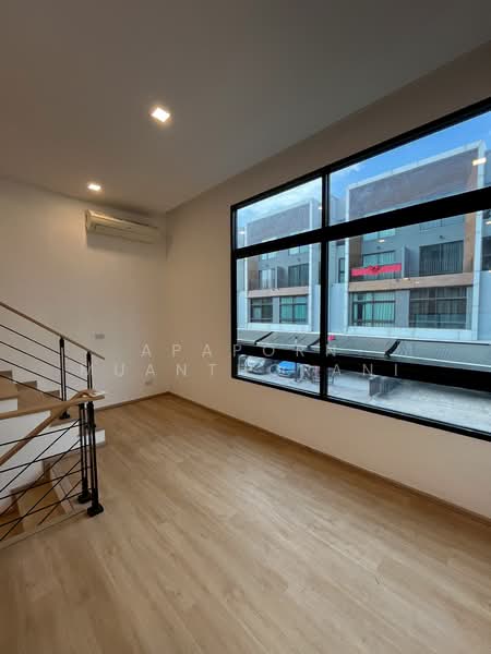 For Sale - 🏡บ้านหรูพร้อมอยู่ Arden พัฒนาการ Townhome เงียบสงบใจกลางเมือง 10 นาที ถึงทองหล่อ, Bangkok