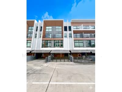 ขาย - 🏡บ้านหรูพร้อมอยู่ Arden พัฒนาการ Townhome เงียบสงบใจกลางเมือง 10 นาที ถึงทองหล่อ, กรุงเทพ