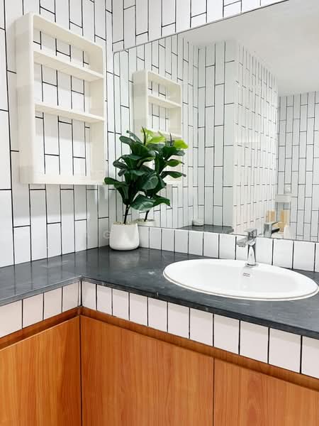 Lumpini Place Water Cliff, Bangkok, Soi Sathu Pradit 19 Yeak 10, Chong Nonsi, Yan Nawa, Bangkok, 1 Bedroom, 32 sqm, Condo For Sale, by Agentbkk, 500210081 - DDproperty.com