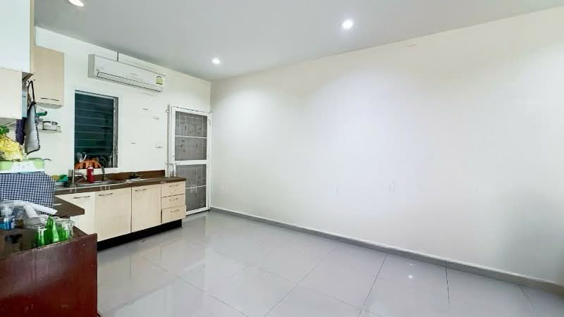 I Leaf Town Rama 2 km. 14, Samut Sakhon, Rama 2, Phanthai Norasing, Muang Samut Sakhon, Samut Sakhon, 4 Bedrooms, 110 sqm, Townhouse For Sale, by คุณ ชิดชนก ( ฝัน ), 500210087 - DDproperty.com