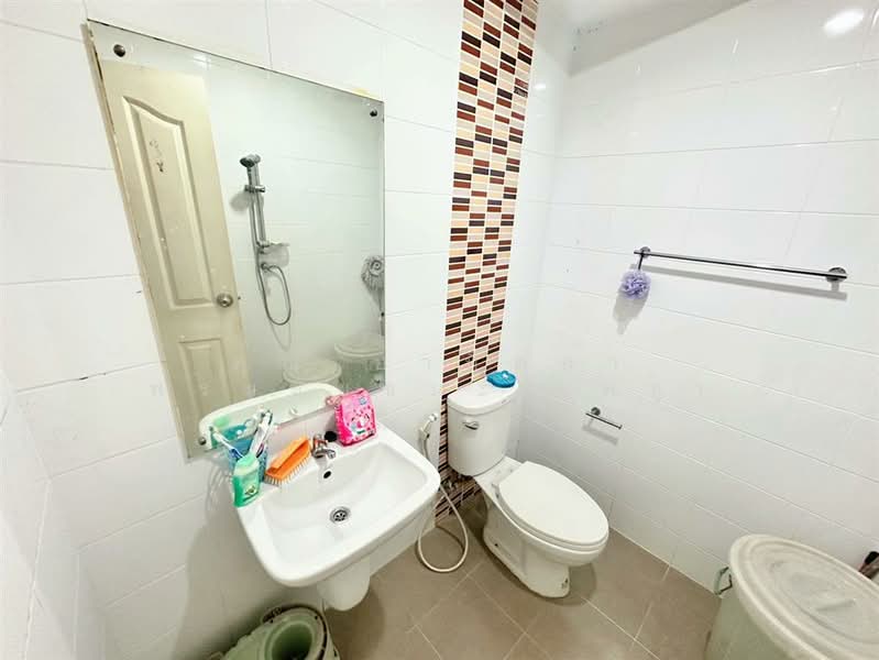 The Trust Townhome Rangsit-Klong 1, Pathum Thani, Soi Rangsit-Nakornnayok 23,, Prachathipat, Thanyaburi, Pathum Thani, 3 Bedrooms, 120 sqm, Townhouse For Sale, by คุณ อาทิตยา พรมชัยชนะ (พลู), 500210089 - DDproperty.com