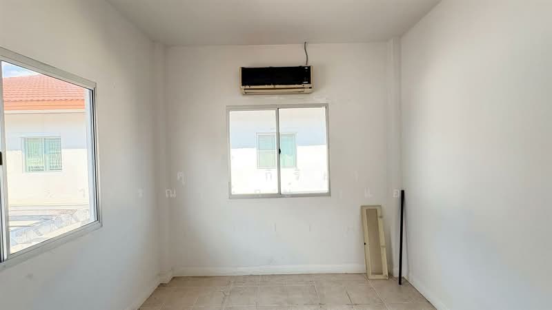 Baan Promptpat Greennova Ramindra‎ : บ้านพร้อมพัฒน์ กรีนโนวา รามอินทรา, กรุงเทพ, ถนนหทัยราษฎร์, สามวาตะวันตก, คลองสามวา, กรุงเทพ, 150 ตร.ม., บ้านแฝด ขาย, โดย คุณ กิริยา วรรณารักษ์ (แอฟ), 500210123 - DDproperty.com