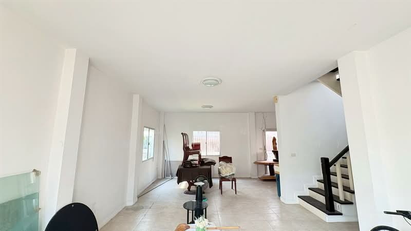 Baan Promptpat Greennova Ramindra‎ : บ้านพร้อมพัฒน์ กรีนโนวา รามอินทรา, กรุงเทพ, ถนนหทัยราษฎร์, สามวาตะวันตก, คลองสามวา, กรุงเทพ, 150 ตร.ม., บ้านแฝด ขาย, โดย คุณ กิริยา วรรณารักษ์ (แอฟ), 500210123 - DDproperty.com