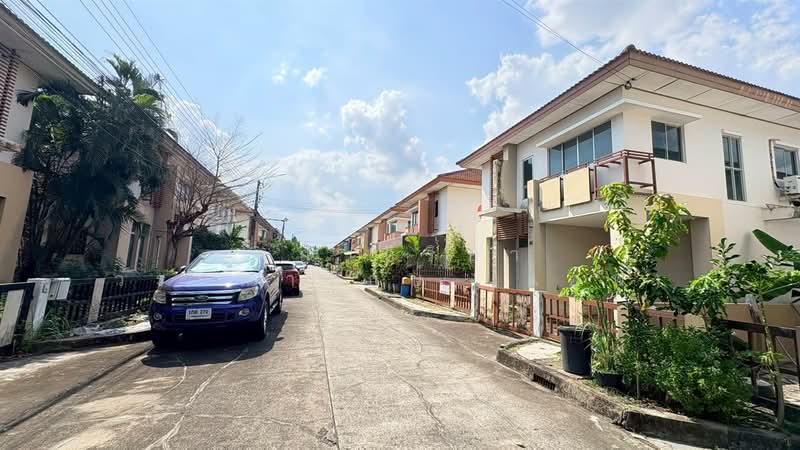 Baan Promptpat Greennova Ramindra‎ : บ้านพร้อมพัฒน์ กรีนโนวา รามอินทรา, กรุงเทพ, ถนนหทัยราษฎร์, สามวาตะวันตก, คลองสามวา, กรุงเทพ, 150 ตร.ม., บ้านแฝด ขาย, โดย คุณ กิริยา วรรณารักษ์ (แอฟ), 500210123 - DDproperty.com