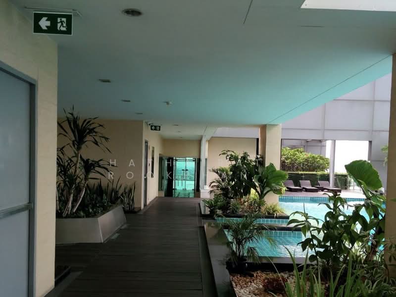 Abstracts Phahonyothin Park, Bangkok, 1076 Phahonyothin Road, Jom Phon, Chatuchak, Bangkok, 1 Bedroom, 43 sqm, Condo For Rent, by Hathairat Rookphan , 500210125 - DDproperty.com