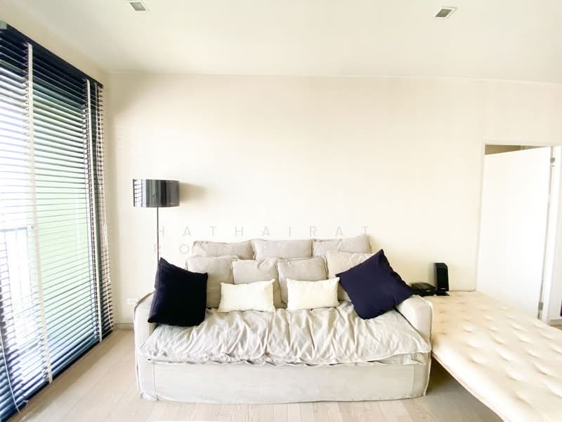 Noble Solo, Bangkok, 988 Thong Lo, Khlong Tan Nua, Watthana, Bangkok, 1 Bedroom, 70 sqm, Condo For Rent, by Hathairat Rookphan , 500210145 - DDproperty.com