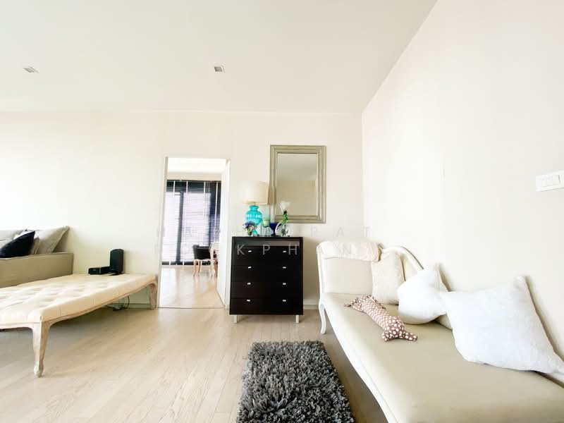 Noble Solo, Bangkok, 988 Thong Lo, Khlong Tan Nua, Watthana, Bangkok, 1 Bedroom, 70 sqm, Condo For Rent, by Hathairat Rookphan , 500210145 - DDproperty.com