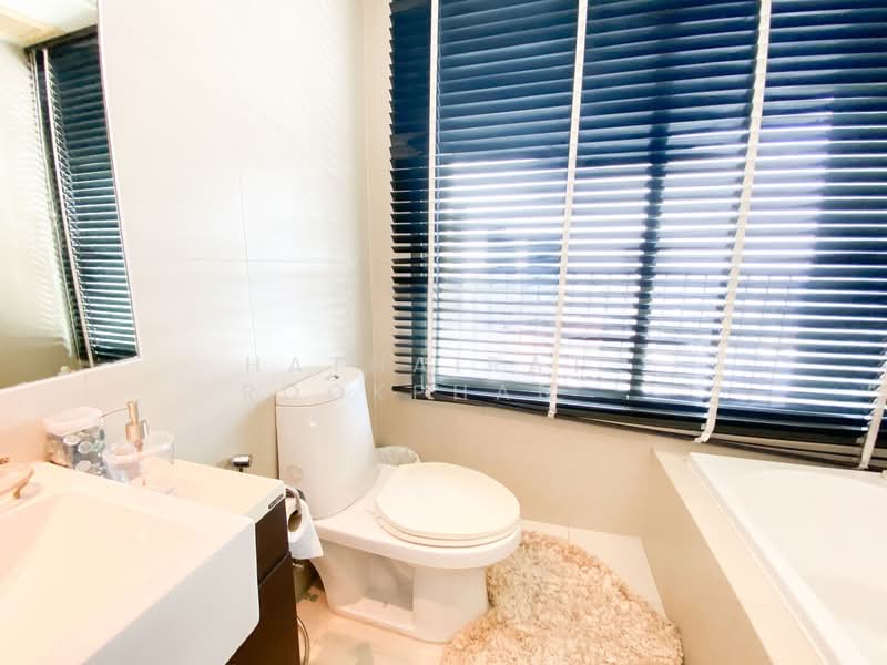 Noble Solo, Bangkok, 988 Thong Lo, Khlong Tan Nua, Watthana, Bangkok, 1 Bedroom, 70 sqm, Condo For Rent, by Hathairat Rookphan , 500210145 - DDproperty.com