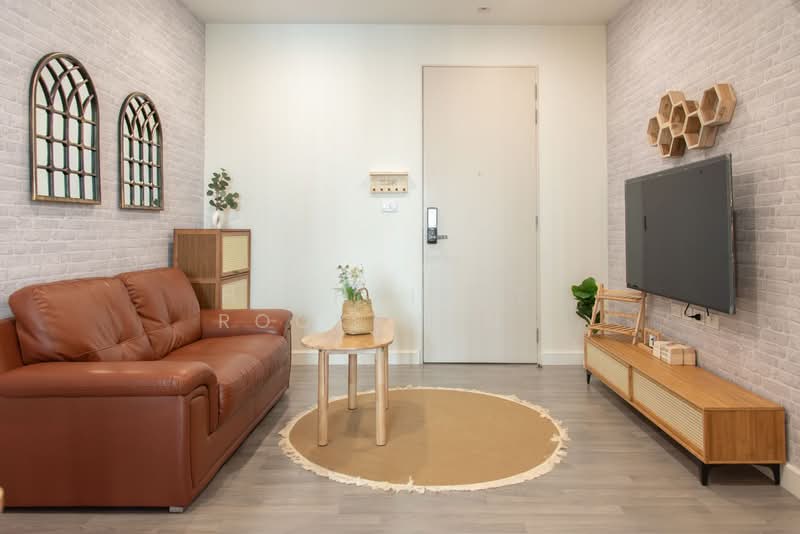 The Room BTS Wongwianyai, Bangkok, 44 KrungThonBuri Road, Khlong Ton Sai, Khlong San, Bangkok, 1 Bedroom, 48 sqm, Condo For Rent, by Hathairat Rookphan , 500210154 - DDproperty.com