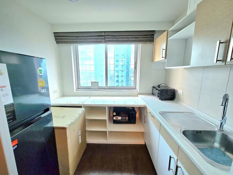Supalai Park Ekkamai-Thonglor, Bangkok, Petchaburi Road, Bang Kapi, Huai Khwang, Bangkok, 2 Bedrooms, 82 sqm, Condo For Sale, by Jutanon Komoottanaruk, 500210156 - DDproperty.com