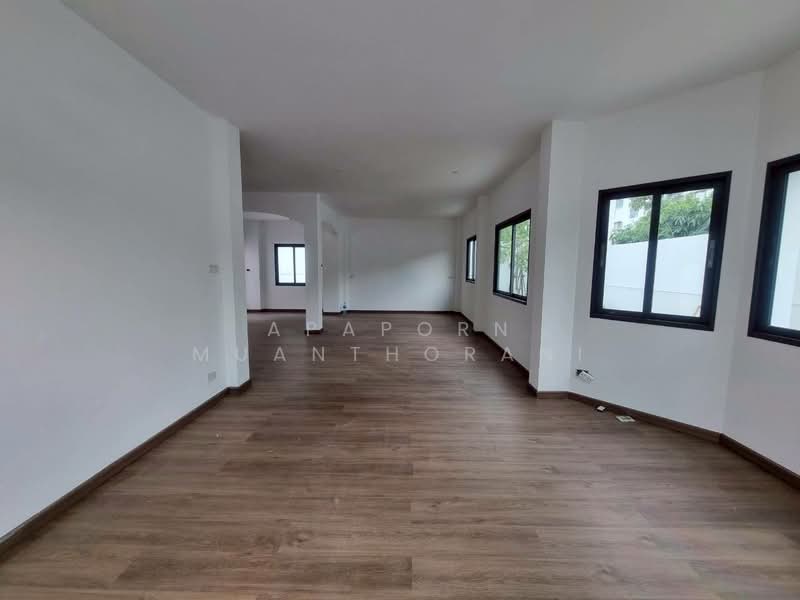 For Sale - ขายบ้านเดี่ยว ลาดพร้าว117 บางกะปิ ทำเลดีมาก เดินทางสะดวก, Bangkok