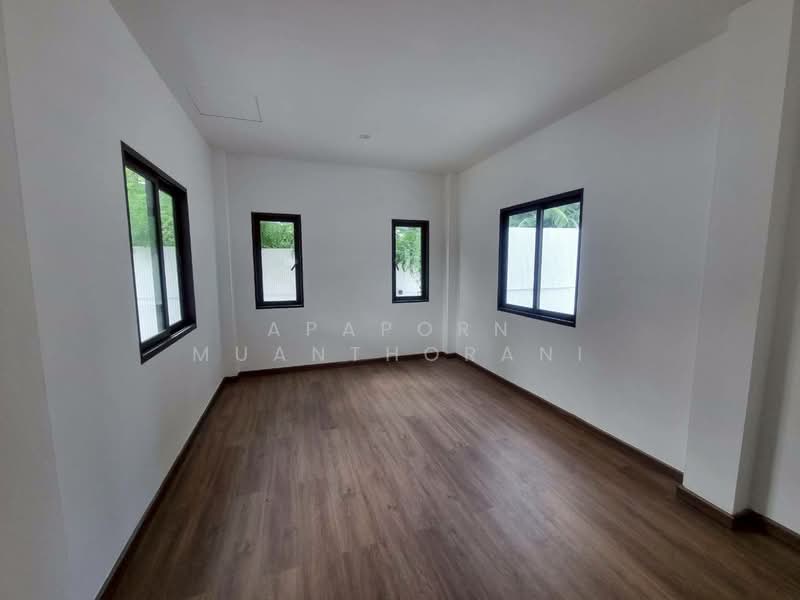 For Sale - ขายบ้านเดี่ยว ลาดพร้าว117 บางกะปิ ทำเลดีมาก เดินทางสะดวก, Bangkok