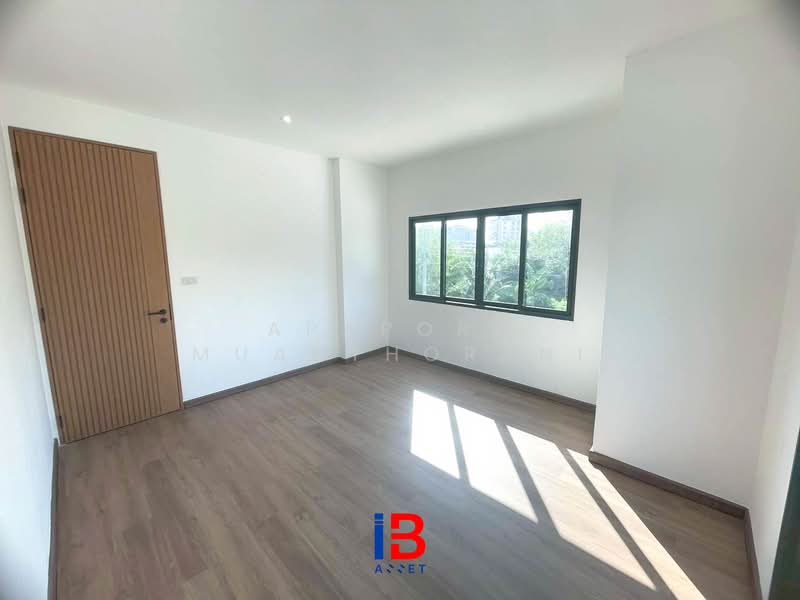 ขายบ้านเดี่ยว ลาดพร้าว117 บางกะปิ ทำเลดีมาก เดินทางสะดวก, Bangkok, Khlong Chan, Bang Kapi, Bangkok, 3 Bedrooms, 210 sqm, Single Detached House For Sale, by Apaporn Muanthorani, 500210184 - DDproperty.com