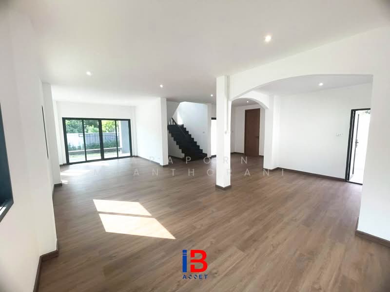 ขายบ้านเดี่ยว ลาดพร้าว117 บางกะปิ ทำเลดีมาก เดินทางสะดวก, Bangkok, Khlong Chan, Bang Kapi, Bangkok, 3 Bedrooms, 210 sqm, Single Detached House For Sale, by Apaporn Muanthorani, 500210184 - DDproperty.com