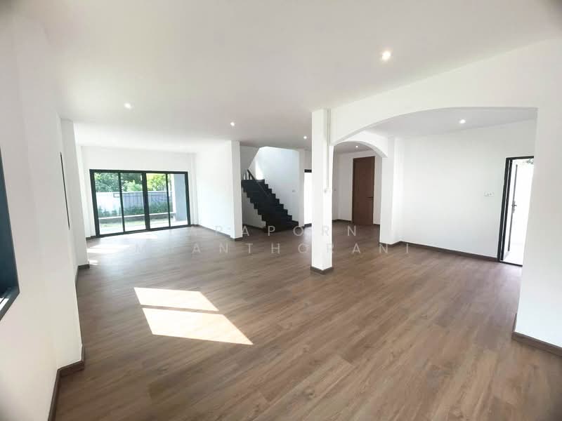 🔥 คุ้มจนต้องรีบจอง! บ้านเดี่ยวใหม่ ลาดพร้าว 117 ทำเลดี ราคาต่ำกว่าประเมิน เพียง 9.99 ล้านบาท!หรูหรา, กรุงเทพ, คลองจั่น, บางกะปิ, กรุงเทพ, 210 ตร.ม., บ้านเดี่ยว ขาย, โดย Apaporn Muanthorani, 500210184 - DDproperty.com