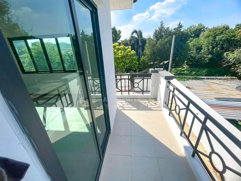 🔥 คุ้มจนต้องรีบจอง! บ้านเดี่ยวใหม่ ลาดพร้าว 117 ทำเลดี ราคาต่ำกว่าประเมิน เพียง 9.99 ล้านบาท!หรูหรา, กรุงเทพ, คลองจั่น, บางกะปิ, กรุงเทพ, 210 ตร.ม., บ้านเดี่ยว ขาย, โดย Apaporn Muanthorani, 500210184 - DDproperty.com