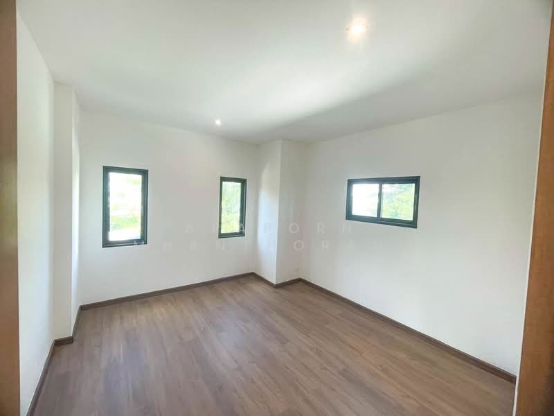 🔥 คุ้มจนต้องรีบจอง! บ้านเดี่ยวใหม่ ลาดพร้าว 117 ทำเลดี ราคาต่ำกว่าประเมิน เพียง 9.99 ล้านบาท!หรูหรา, Bangkok, Khlong Chan, Bang Kapi, Bangkok, 3 Bedrooms, 210 sqm, Single Detached House For Sale, by Apaporn Muanthorani, 500210184 - DDproperty.com