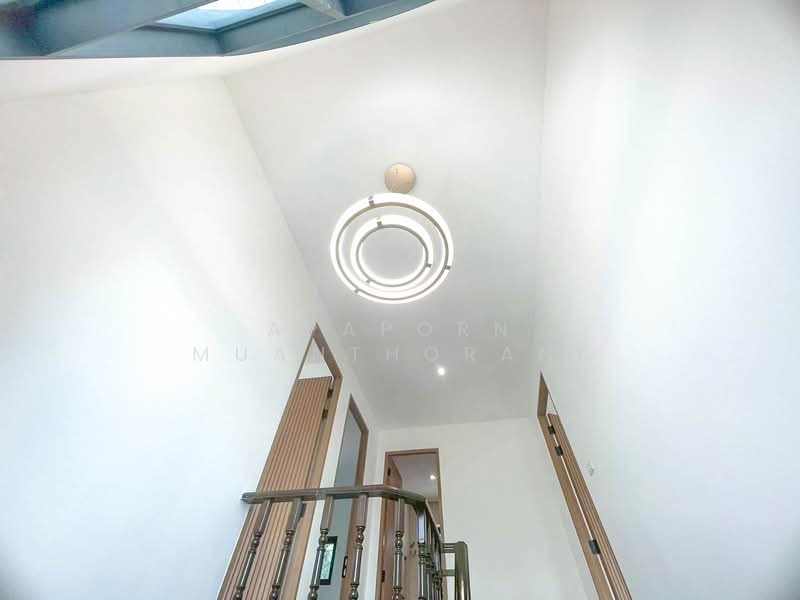 🔥 คุ้มจนต้องรีบจอง! บ้านเดี่ยวใหม่ ลาดพร้าว 117 ทำเลดี ราคาต่ำกว่าประเมิน เพียง 9.99 ล้านบาท!หรูหรา, กรุงเทพ, คลองจั่น, บางกะปิ, กรุงเทพ, 210 ตร.ม., บ้านเดี่ยว ขาย, โดย Apaporn Muanthorani, 500210184 - DDproperty.com