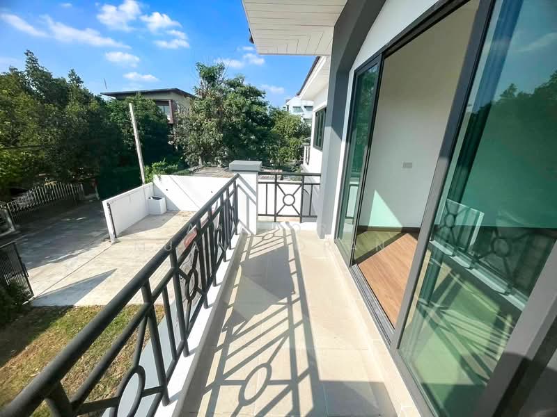 🔥 คุ้มจนต้องรีบจอง! บ้านเดี่ยวใหม่ ลาดพร้าว 117 ทำเลดี ราคาต่ำกว่าประเมิน เพียง 9.99 ล้านบาท!หรูหรา, กรุงเทพ, คลองจั่น, บางกะปิ, กรุงเทพ, 210 ตร.ม., บ้านเดี่ยว ขาย, โดย Apaporn Muanthorani, 500210184 - DDproperty.com