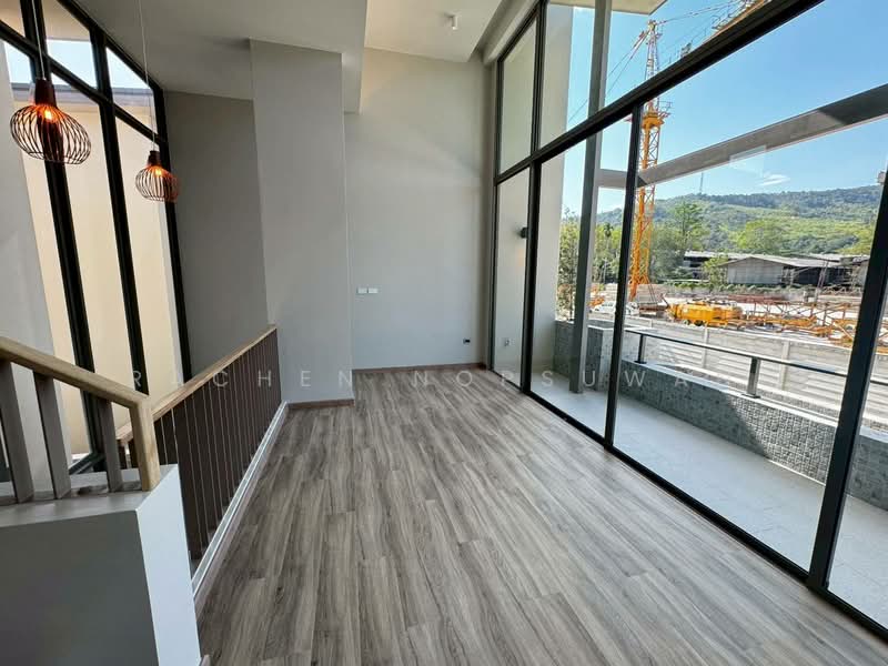 For Sale - Luxury 2-story detached house for sale in a gated community near Prince of Songkla University. 60 sq, Songkhla