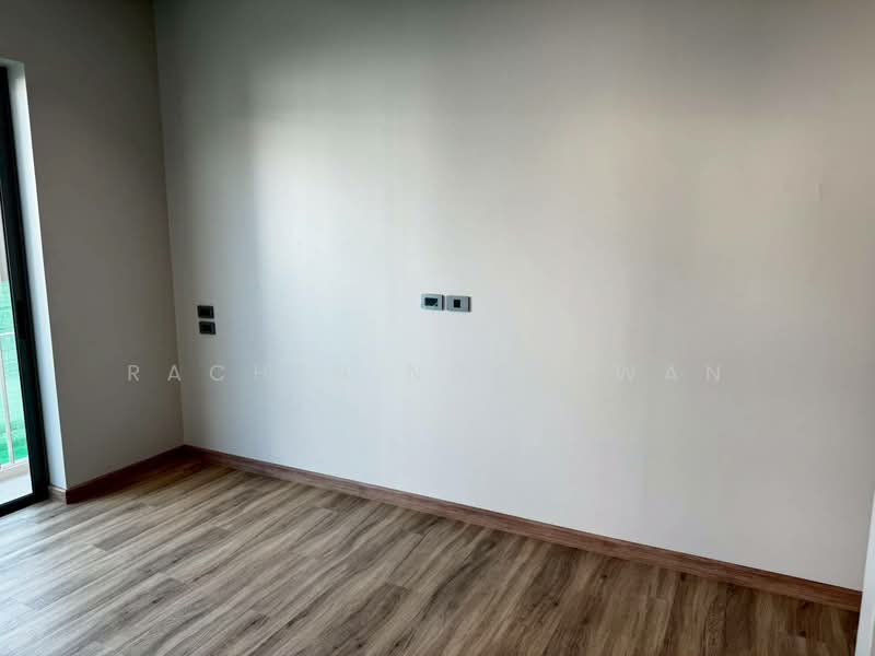 For Sale - Luxury 2-story detached house for sale in a gated community near Prince of Songkla University. 60 sq, Songkhla