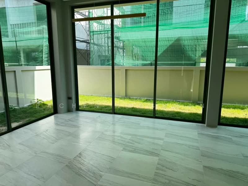 For Sale - Luxury 2-story detached house for sale in a gated community near Prince of Songkla University. 60 sq, Songkhla