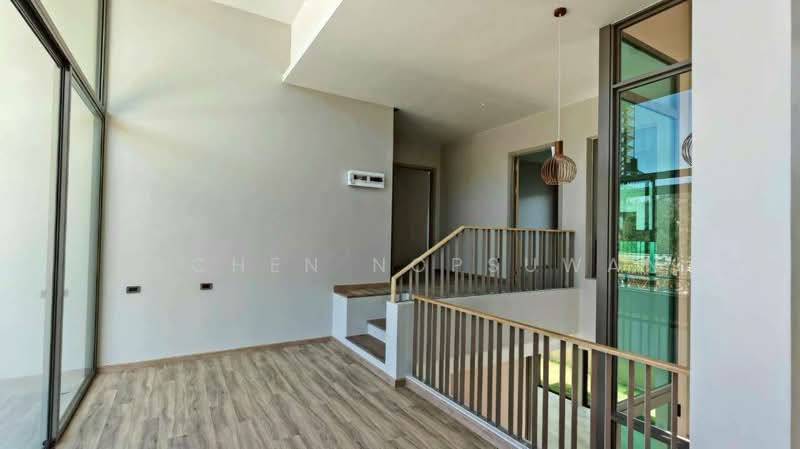 For Sale - Luxury 2-story detached house for sale in a gated community near Prince of Songkla University. 60 sq, Songkhla