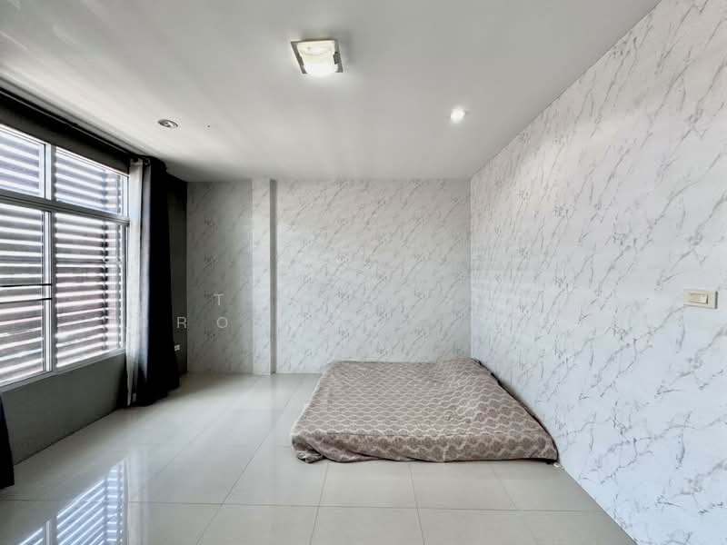 For Sale - ดาริน บายพาสชลบุรี-บ้านสวนซอย 11 ชลบุรี ( Darrin Bypass Chonburi-Baansuan11 ), Chon Buri (Pattaya)