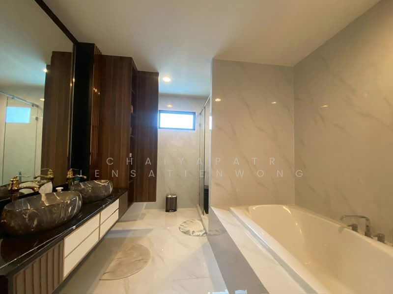 Setthasiri Pattanakarn, Bangkok, Phatthanakan-Onnut Road (New Cut), Prawet, Prawet, Bangkok, 4 Bedrooms, 350 sqm, Single Detached House For Sale, by Chaiyapatr Jensatienwong, 500210200 - DDproperty.com