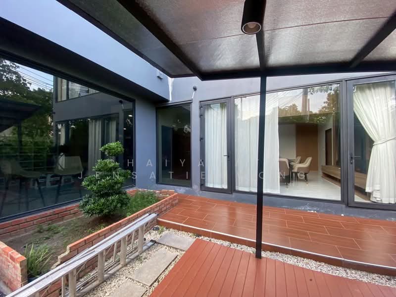 Setthasiri Pattanakarn, Bangkok, Phatthanakan-Onnut Road (New Cut), Prawet, Prawet, Bangkok, 4 Bedrooms, 350 sqm, Single Detached House For Sale, by Chaiyapatr Jensatienwong, 500210200 - DDproperty.com