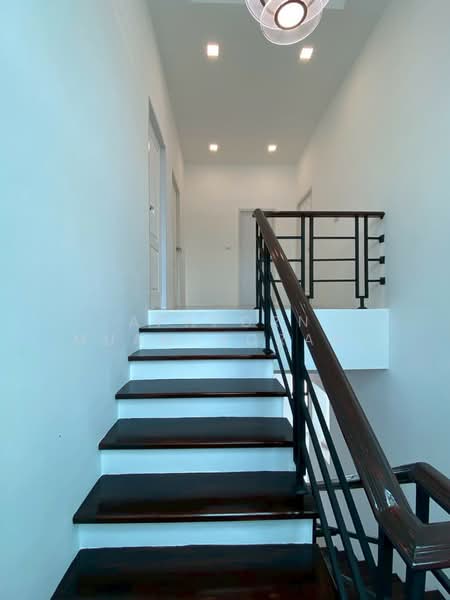 ขายบ้านเดี่ยว นาสร้าง ใจกลางเมืองนครปฐม จอดรถยนต์ได้ 10คัน+ ราคานี้หาไม่ได้แล้ว !!, นครปฐม, นครปฐม, เมืองนครปฐม, นครปฐม, 120 ตร.ม., บ้านเดี่ยว ขาย, โดย Apaporn Muanthorani, 500210224 - DDproperty.com