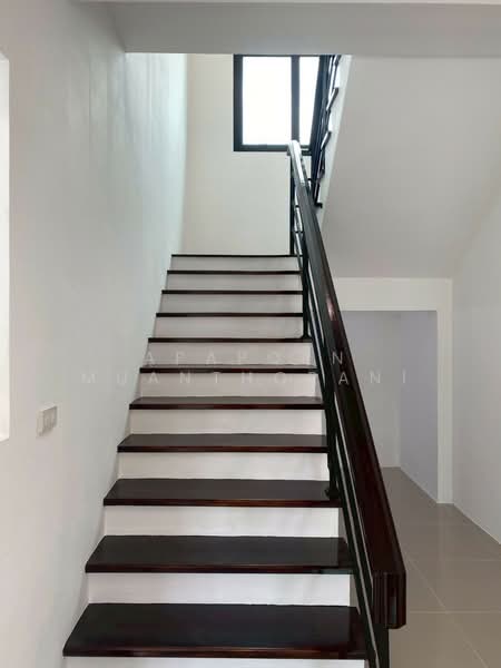 ขายบ้านเดี่ยว ใจกลางเมืองนครปฐม จอดรถยนต์ได้ 10คัน+ ราคานี้หาไม่ได้แล้ว !!, นครปฐม, นครปฐม, เมืองนครปฐม, นครปฐม, 120 ตร.ม., บ้านเดี่ยว ขาย, โดย Apaporn Muanthorani, 500210224 - DDproperty.com