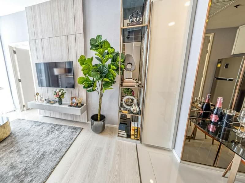 Mazarine Ratchayothin, Bangkok, Soi Phahonyothin 30, Phahonyothin Road, Chan Kasem, Chatuchak, Bangkok, 1 Bedroom, 45 sqm, Condo For Sale, by Chomratkamol Soontorntarawong (Gor), 500210248 - DDproperty.com