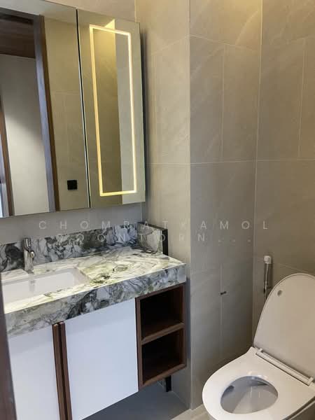 ROMM Convent, Bangkok, 42 Convent Road, Silom, Bang Rak, Bangkok, 2 Bedrooms, 117 sqm, Condo For Sale, by Chomratkamol Soontorntarawong (Gor), 500210269 - DDproperty.com